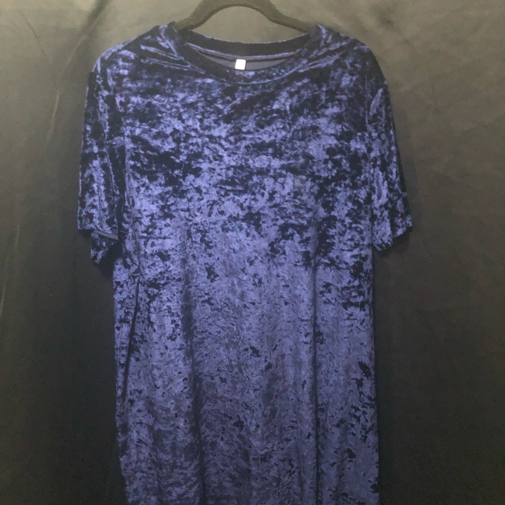 Dresses - Picture 7 of 7